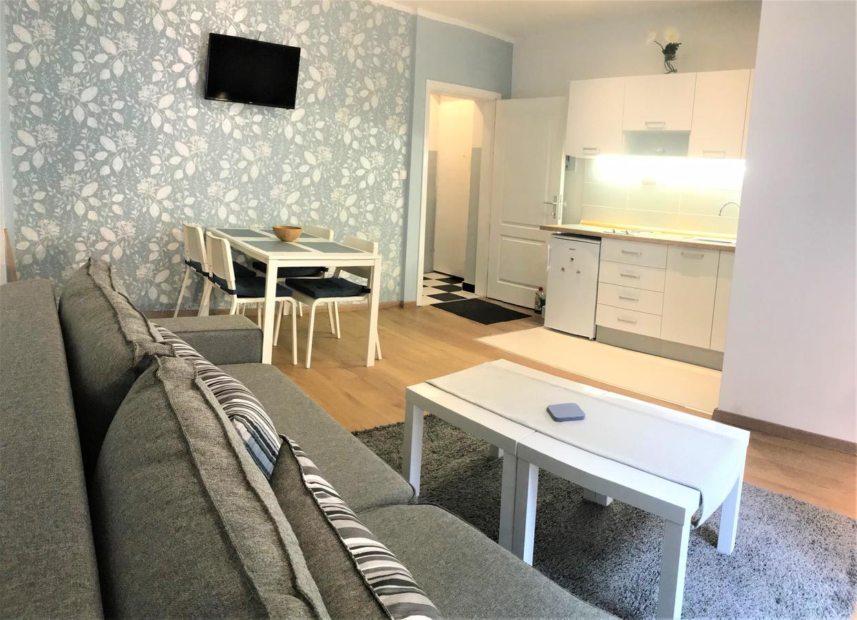 Kona Apartment Belgrado Esterno foto