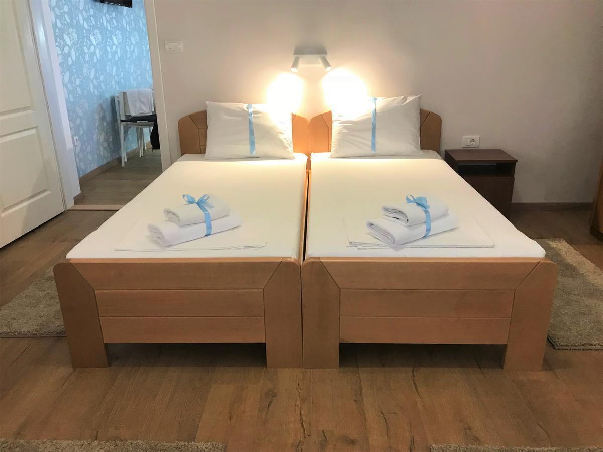 Kona Apartment Belgrado Esterno foto
